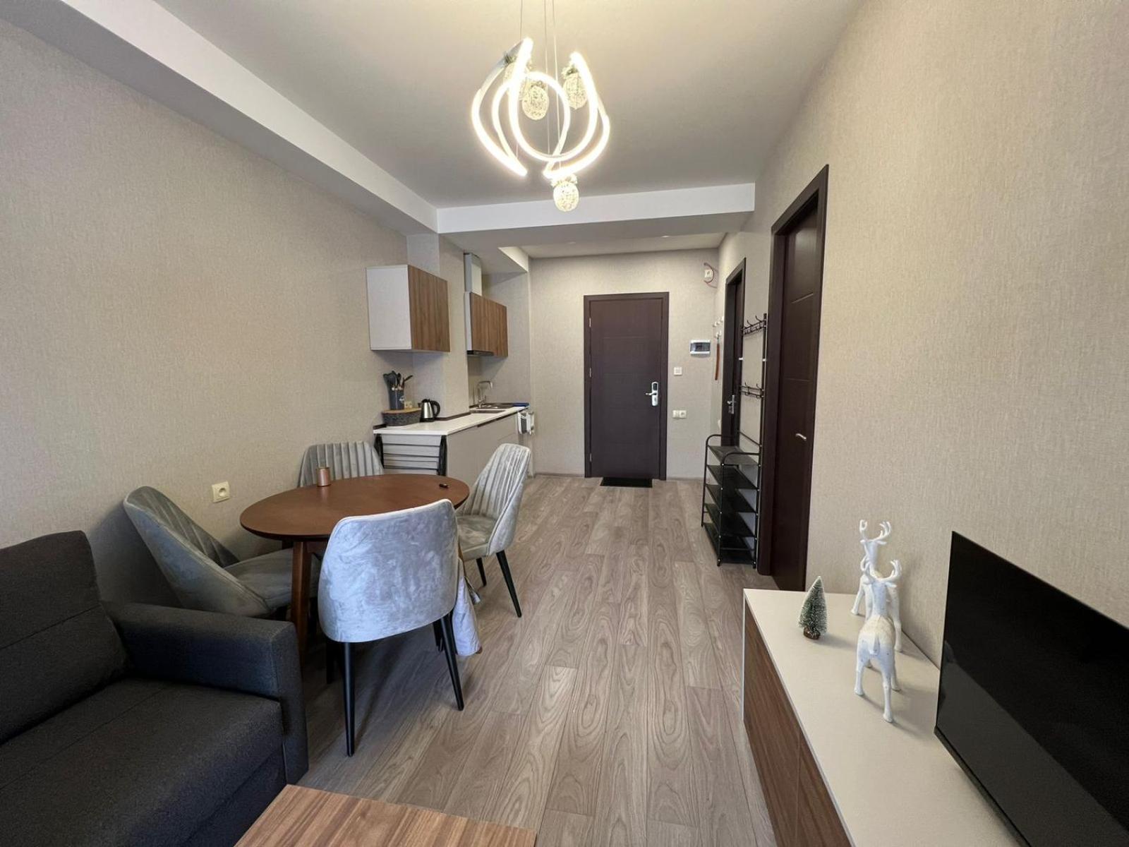 Crystal Apartment 巴库里阿尼 外观 照片